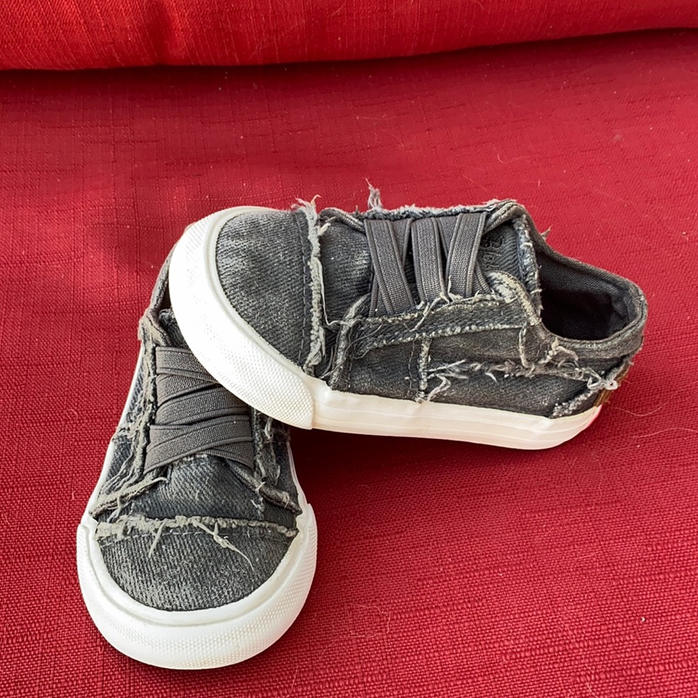 Baby size 6 blowfish slip on sneakers